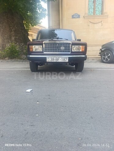 LADA (VAZ) 2107-1