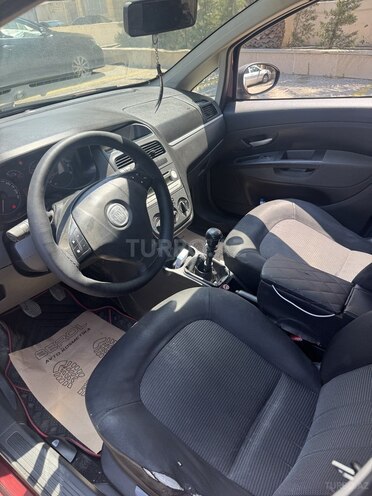 Fiat Linea-9