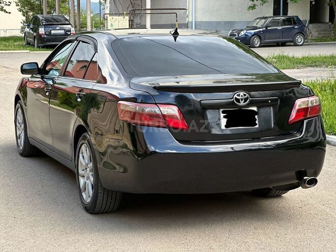 Toyota Camry-7