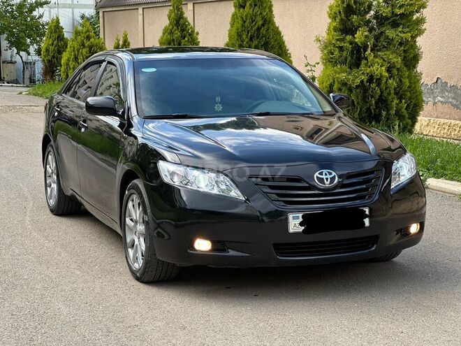 Toyota Camry-5