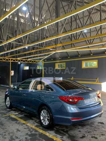 Hyundai Sonata-2