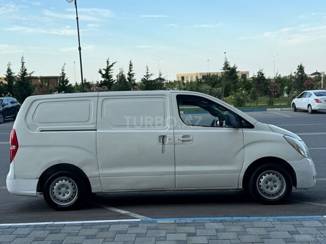 Hyundai H-1-4