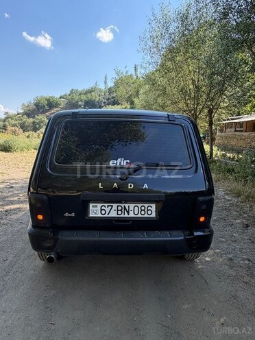 LADA (VAZ) Niva-11