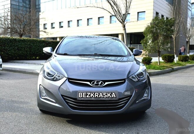 Hyundai Elantra-1