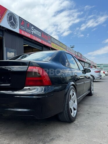 Opel Vectra-8