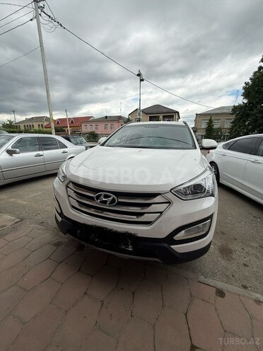 Hyundai Santa Fe-1