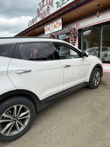 Hyundai Santa Fe-3
