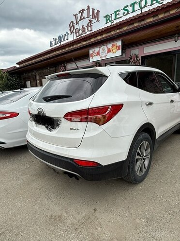 Hyundai Santa Fe-4