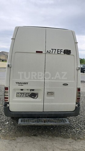 Ford Transit-3