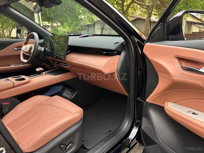 Changan Uni-Z-16