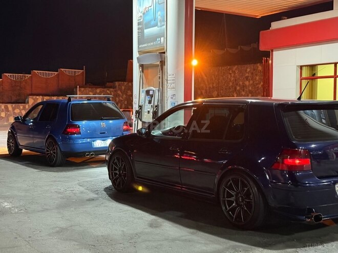 Volkswagen Golf-12