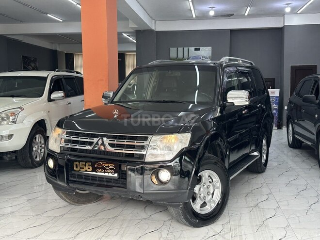 Mitsubishi Pajero-1