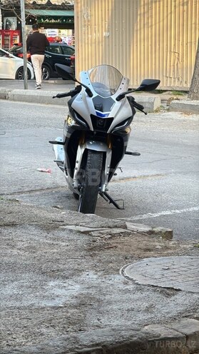 Yamaha R15M-4