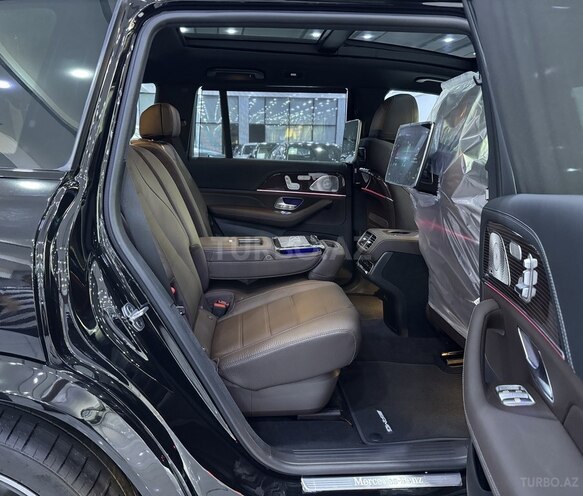 Mercedes GLS 580 4MATIC-13