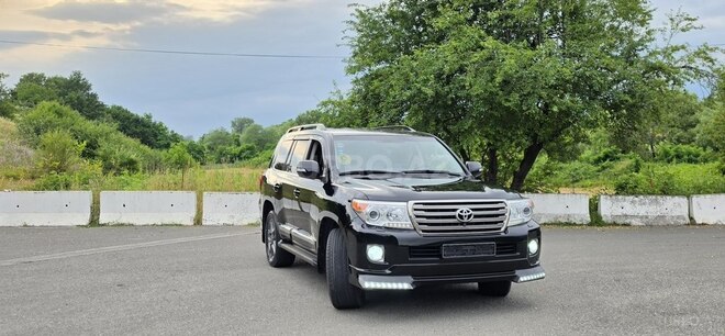 Toyota Land Cruiser-10