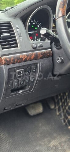 Toyota Land Cruiser-18