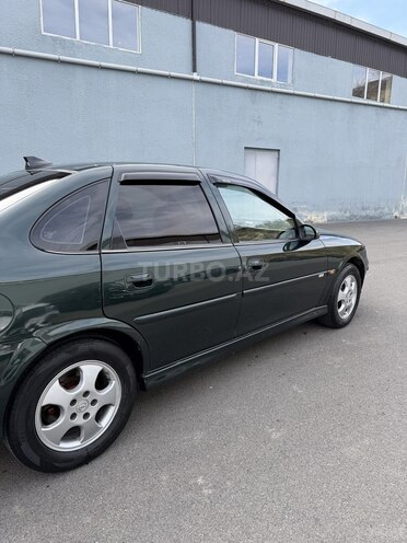 Opel Vectra-2