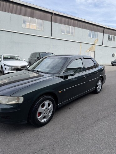 Opel Vectra-5