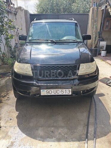 UAZ Patriot-1