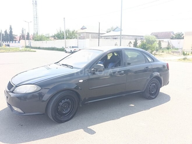 Daewoo Gentra-2