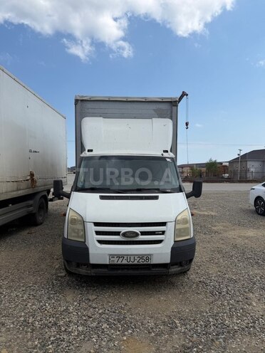 Ford Transit-1