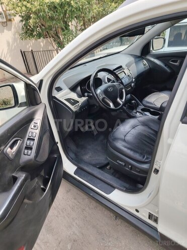 Hyundai ix35-10