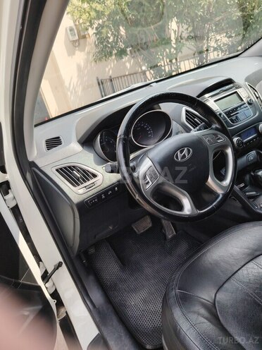 Hyundai ix35-14