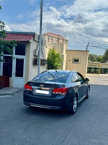 Chevrolet Cruze-2