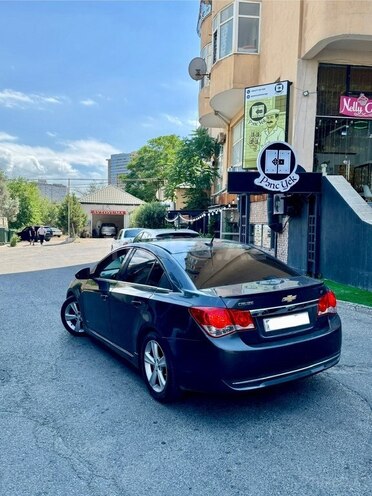 Chevrolet Cruze-7