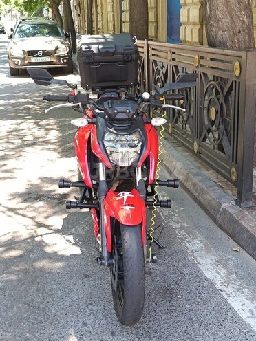 TVS Apache RTR 160 4V-2