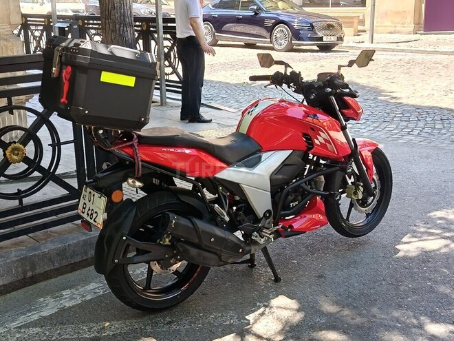 TVS Apache RTR 160 4V-3
