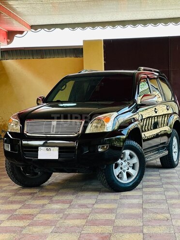 Toyota Land Cruiser Prado-5