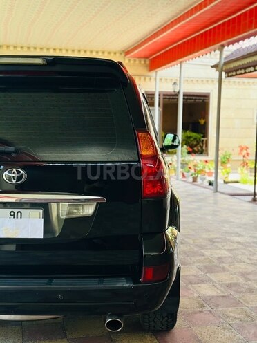 Toyota Land Cruiser Prado-4