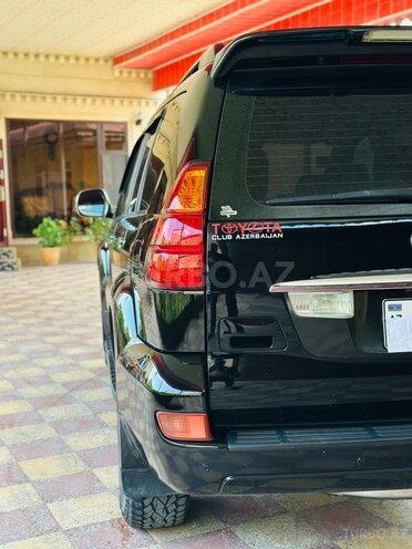 Toyota Land Cruiser Prado-9