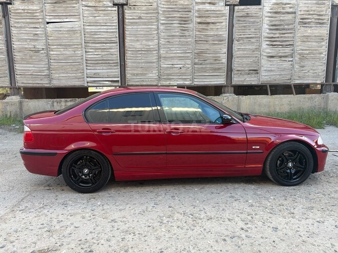 BMW 320-4