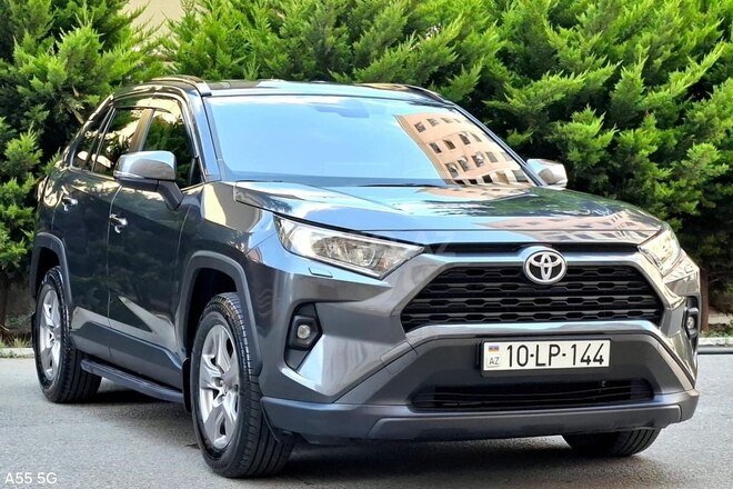Toyota RAV4-4