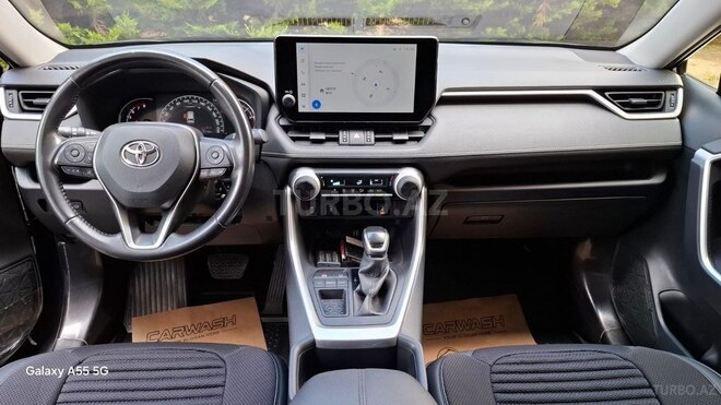 Toyota RAV4-19
