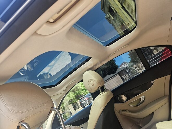 Mercedes C 300-13
