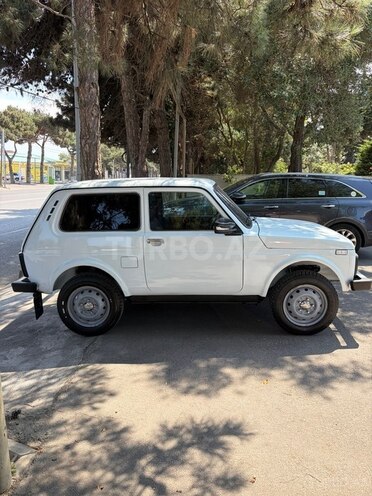 LADA (VAZ) Niva-3