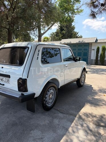 LADA (VAZ) Niva-6