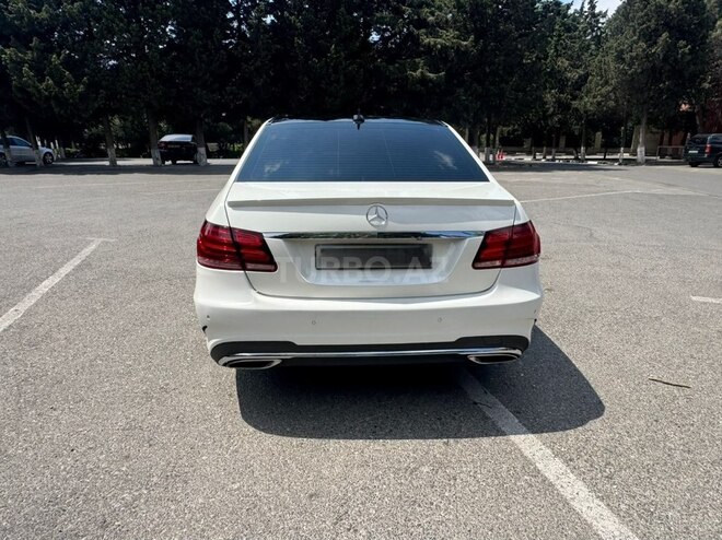 Mercedes E 250-3