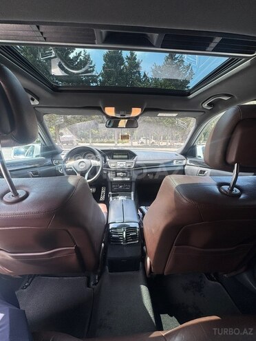Mercedes E 250-9