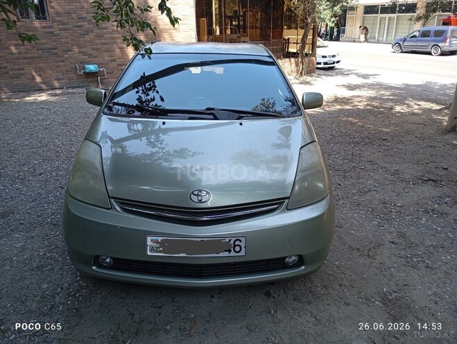Toyota Prius-1