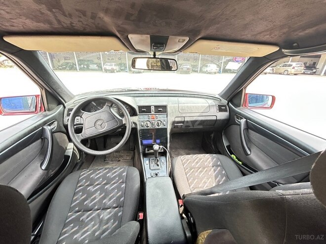Mercedes C 180-7
