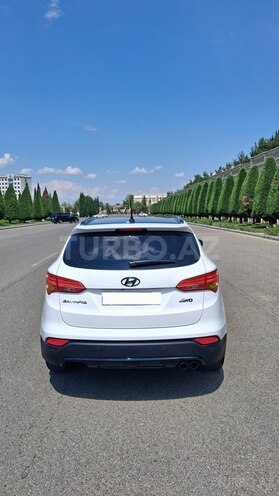 Hyundai Santa Fe-4