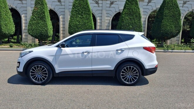 Hyundai Santa Fe-6