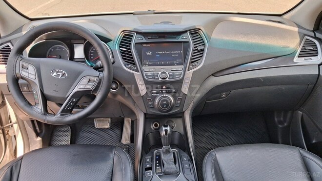 Hyundai Santa Fe-8