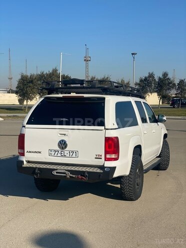 Volkswagen Amarok-10
