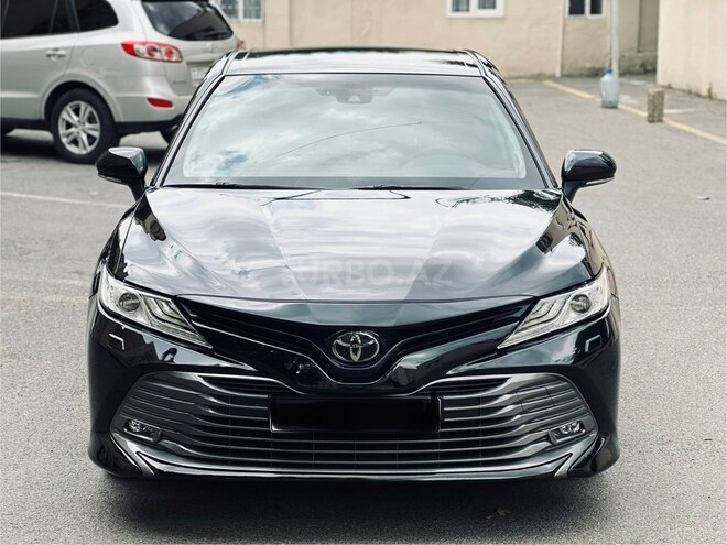 Toyota Camry-1