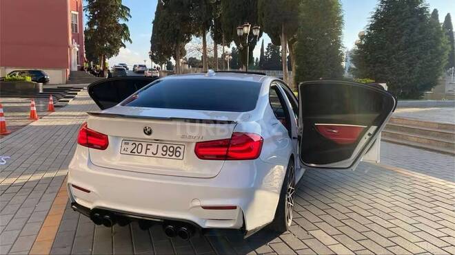 BMW 330-3